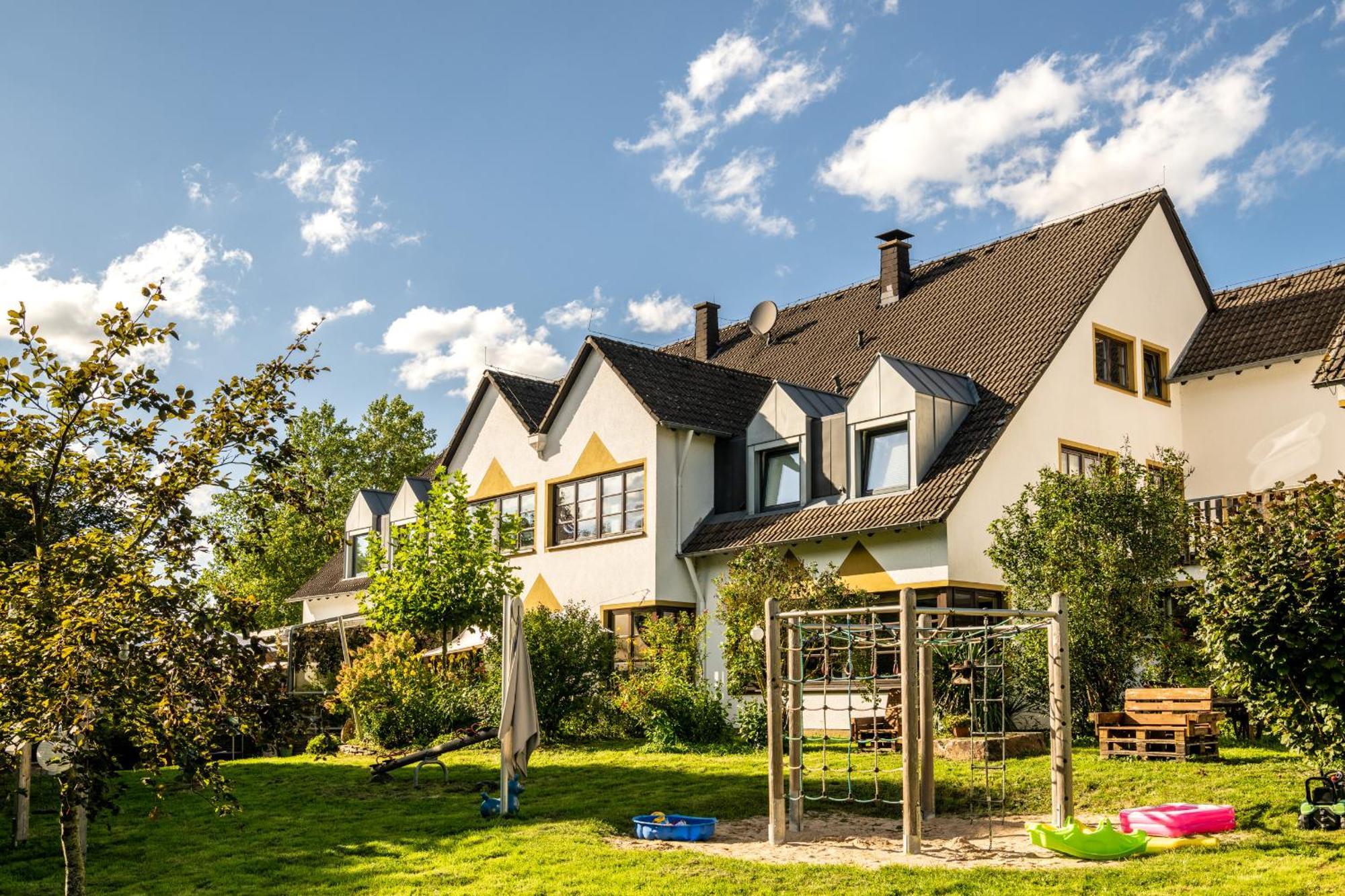 Weinhotel Restaurant Klostermuehle Ockfen エクステリア 写真
