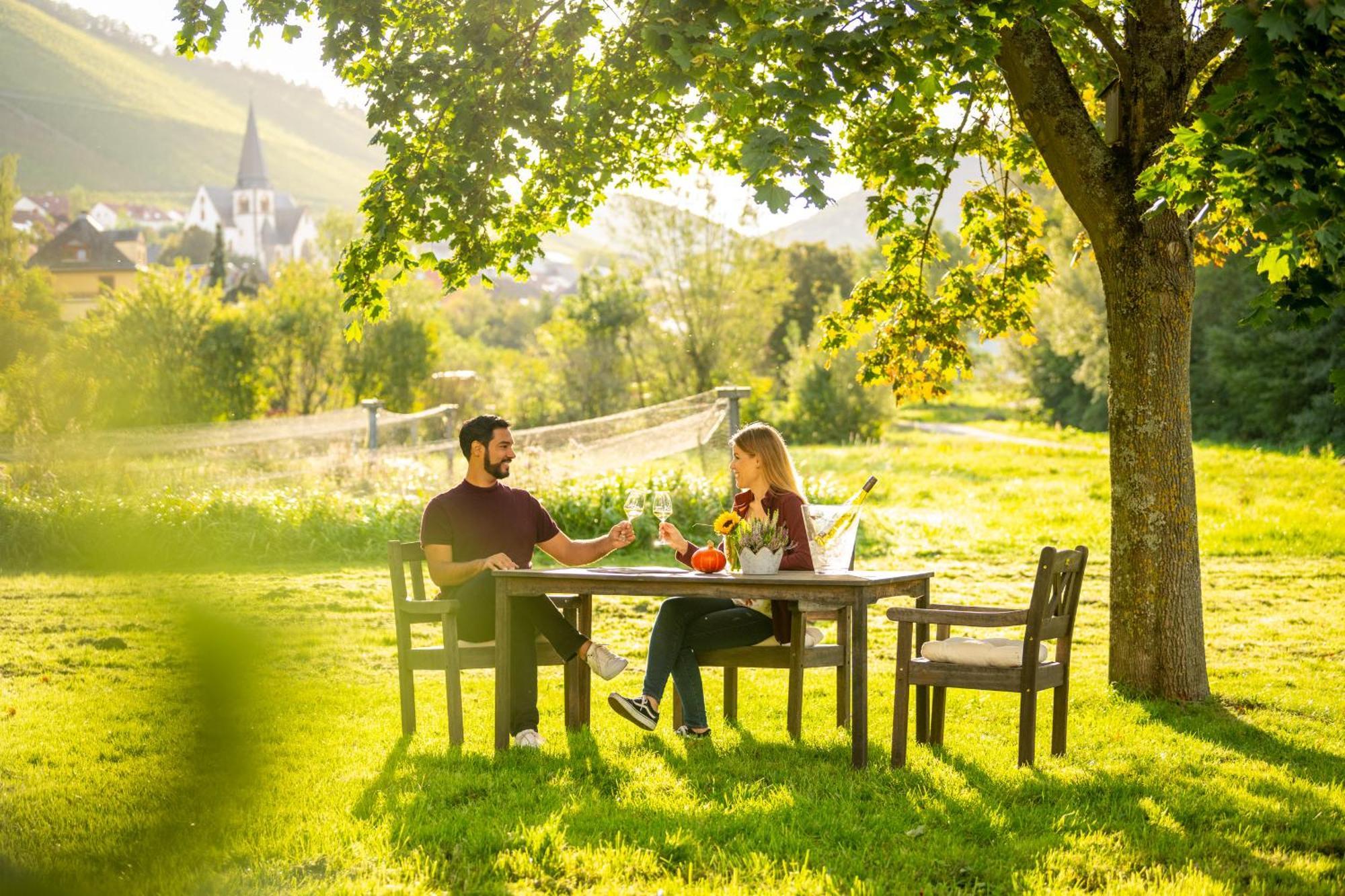 Weinhotel Restaurant Klostermuehle Ockfen エクステリア 写真